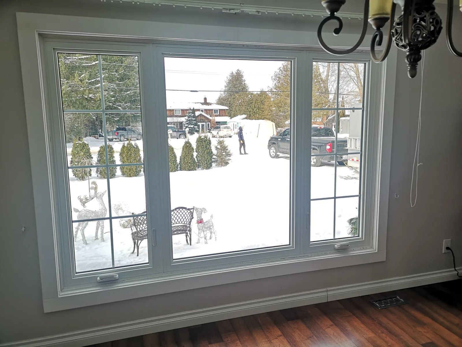 White bay window