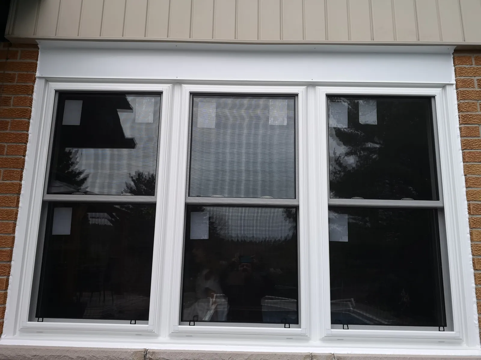 Double-hung windows